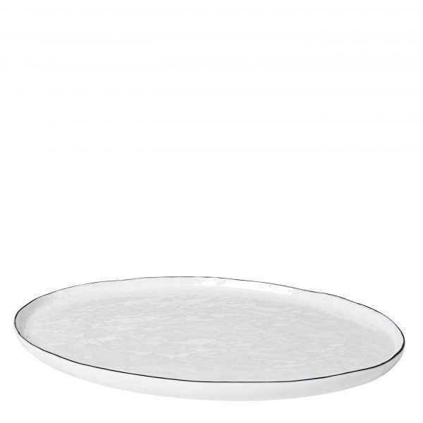 Broste Salt Tarjoiluvati Ovaali Valkoinen Mustalla Reunalla 38.5x26.5 Cm