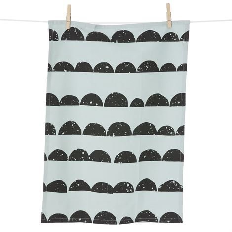 Ferm Living Half Moon Keittiöpyyhe Haalea Sininen 50x70 cm