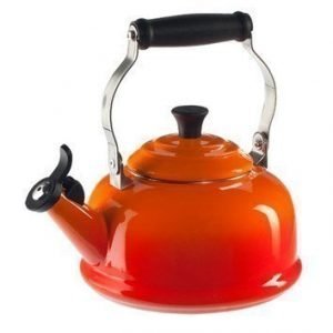 Le Creuset Kusmi Vesipannu viheltävä 1