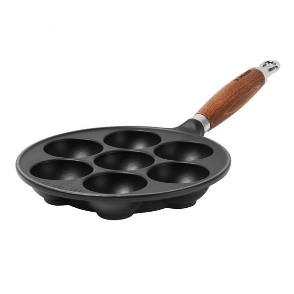 Le Creuset Munkki Pannu Puukahvalla Black 20 Cm