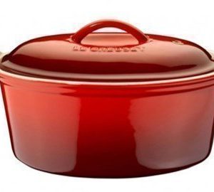 Le Creuset Soikea terriini kannellinen Cerise 20 cm