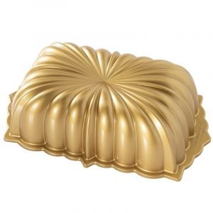 Nordic Ware Leivontavuoka Classic Fluted Loaf Alumiini