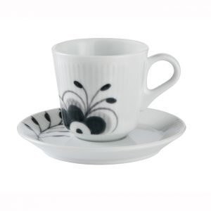 Royal Copenhagen Black Fluted Mega Espressokuppi Vadilla 9 Cl