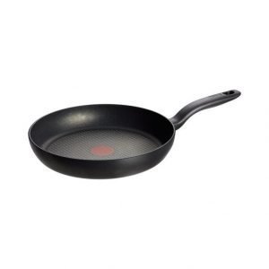 Tefal Hard Titanium Paistinpannu