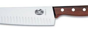 Victorinox Santokuveitsi uritettu 17 cm ruusupuukahva