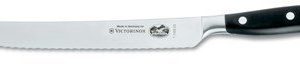 Victorinox Taottu Leipäveitsi lahjapakkauksessa